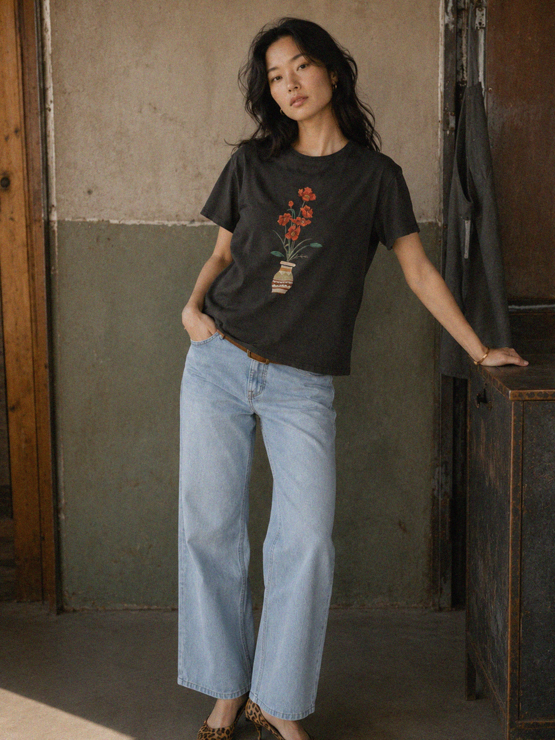 Wildflower Vase Print Tee